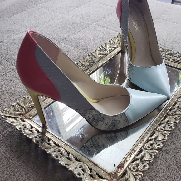 NWOT Color block stilettos - Picture 2 of 5